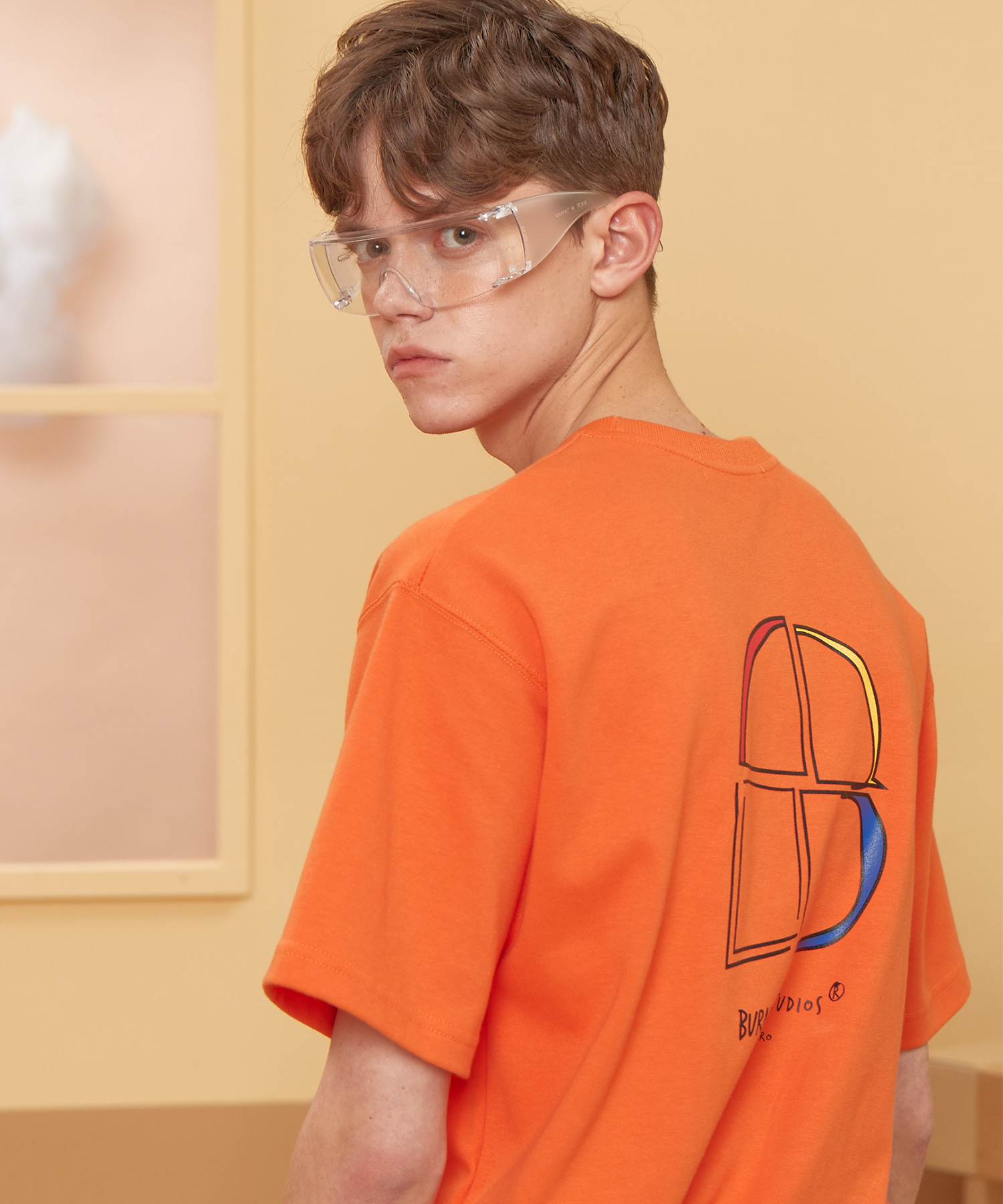 &quot;B&quot; Window T-shirt (Orange)