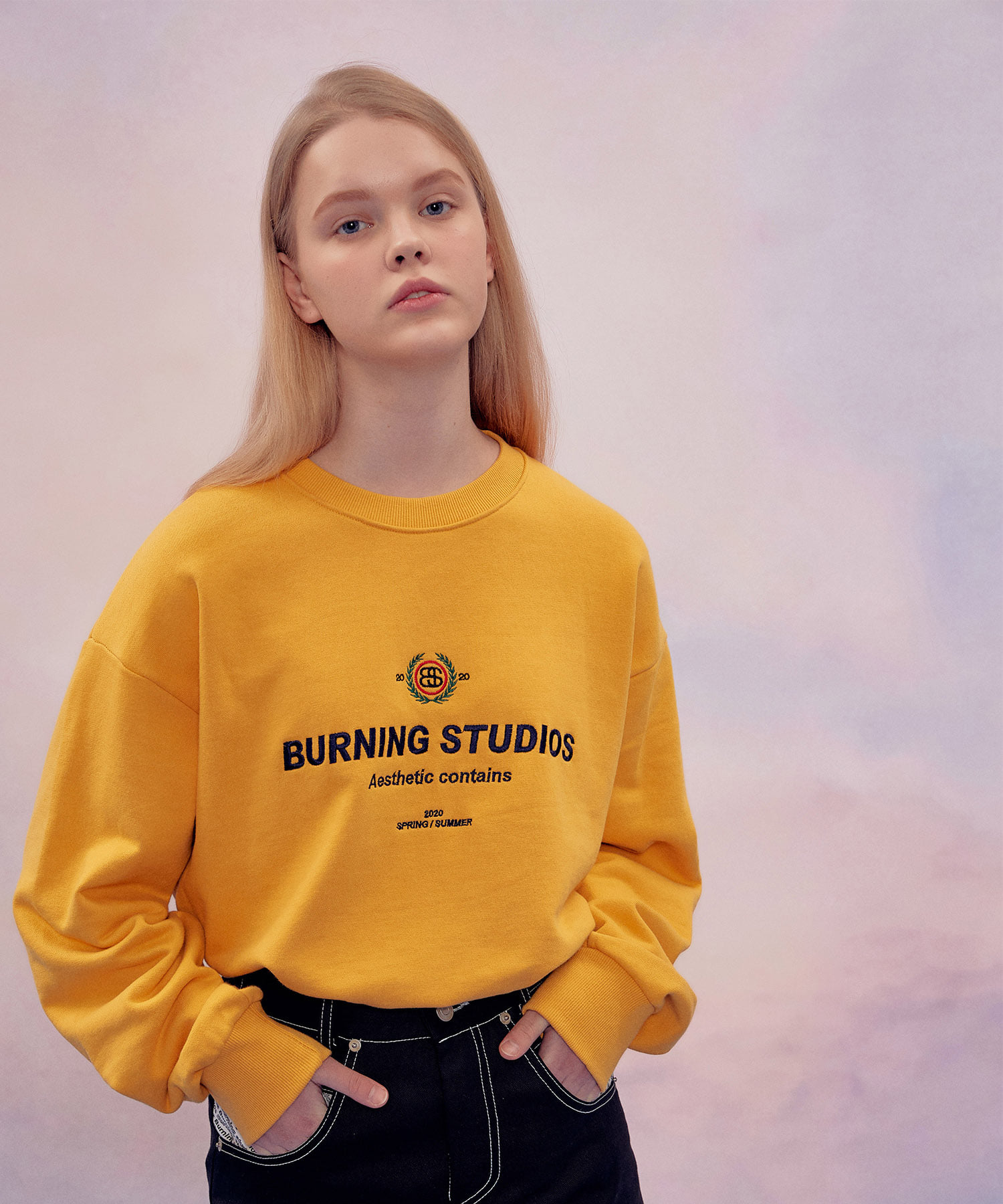 Claasic Embroidery Sweatshirt (Yellow)